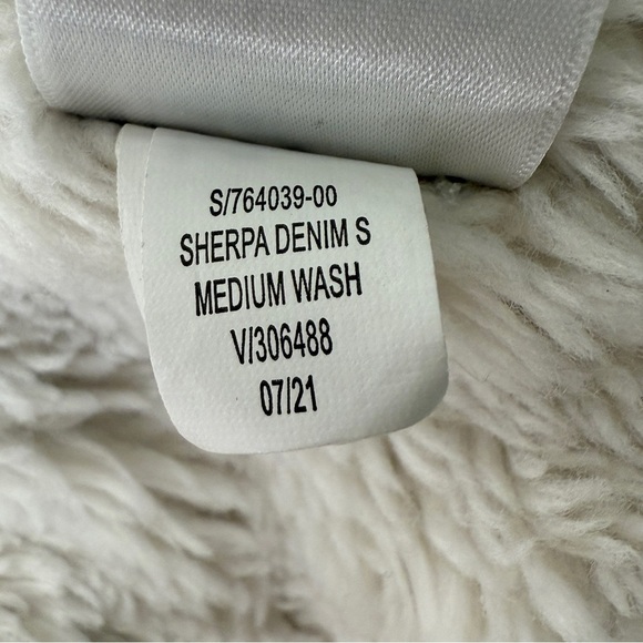 Old Navy Sherpa-Lined Non-Stretch Jean Utility Shacket For Women Petite Medium - Picture 7 of 13